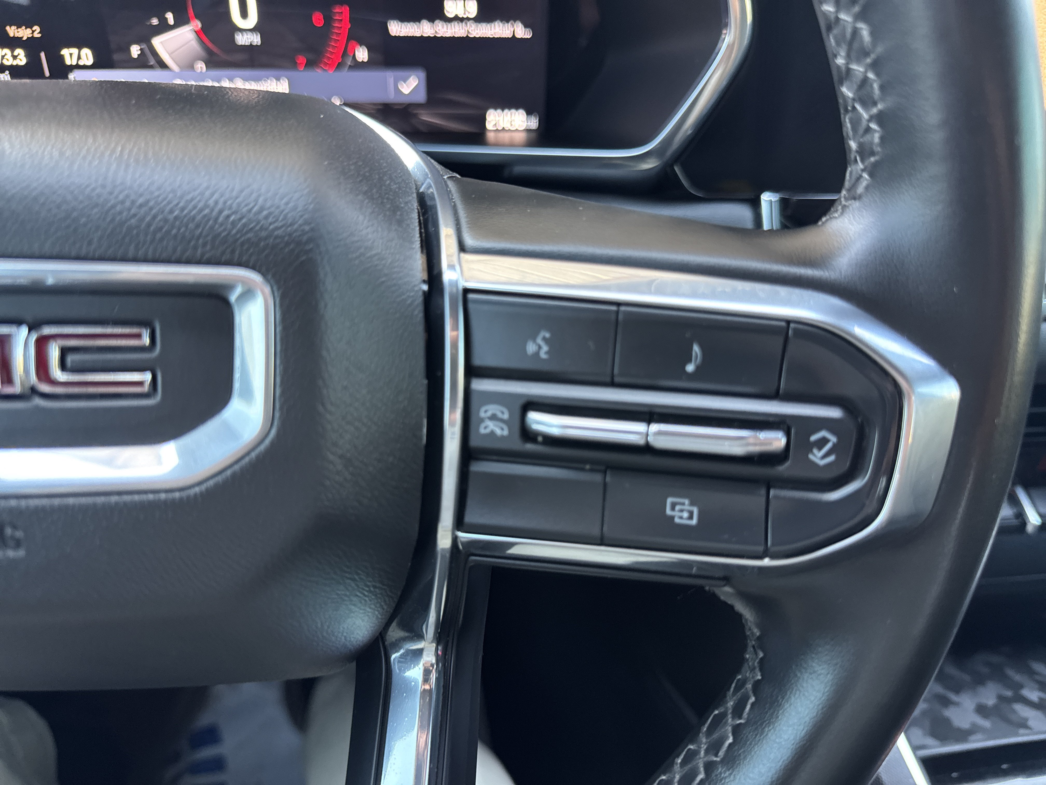 Used 2025 GMC Canyon Elevation w/ Convenience Package RWD image 26