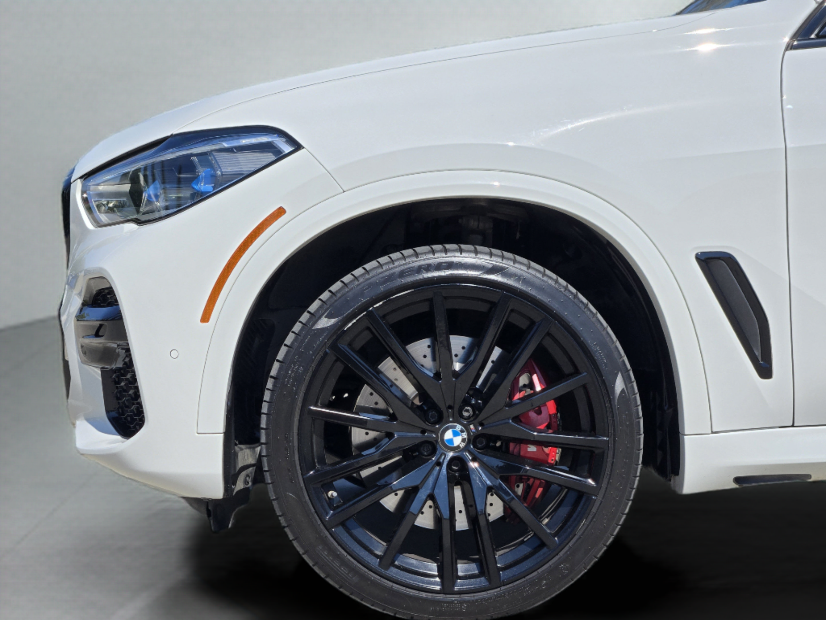 Used 2023 BMW X5 M50i w/ Executive Package AWD/4WD image 36