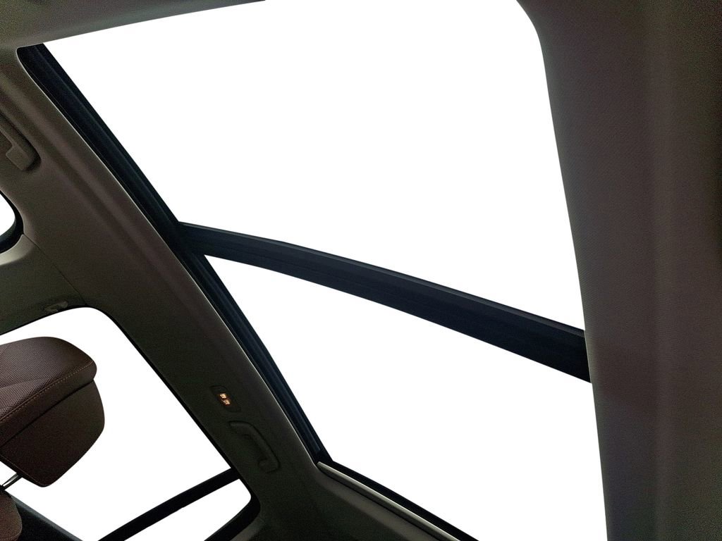 Certified 2024 BMW X7 xDrive40i image 15