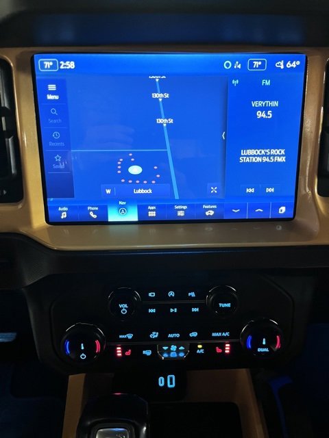 Used 2022 Ford Bronco Outer Banks image 13