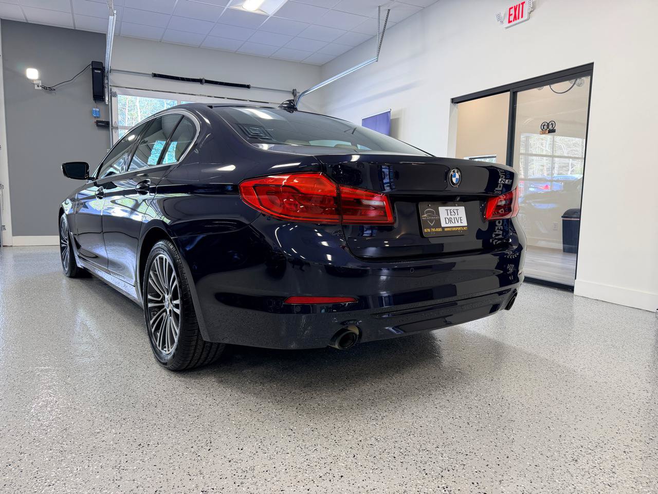 Used 2019 BMW 530i w/ Convenience Package RWD image 6