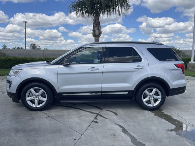 Used 2019 Ford Explorer XLT w/ Equipment Group 202A FWD image 5