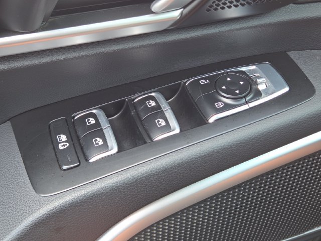 Used 2022 Kia Telluride S AWD/4WD image 28