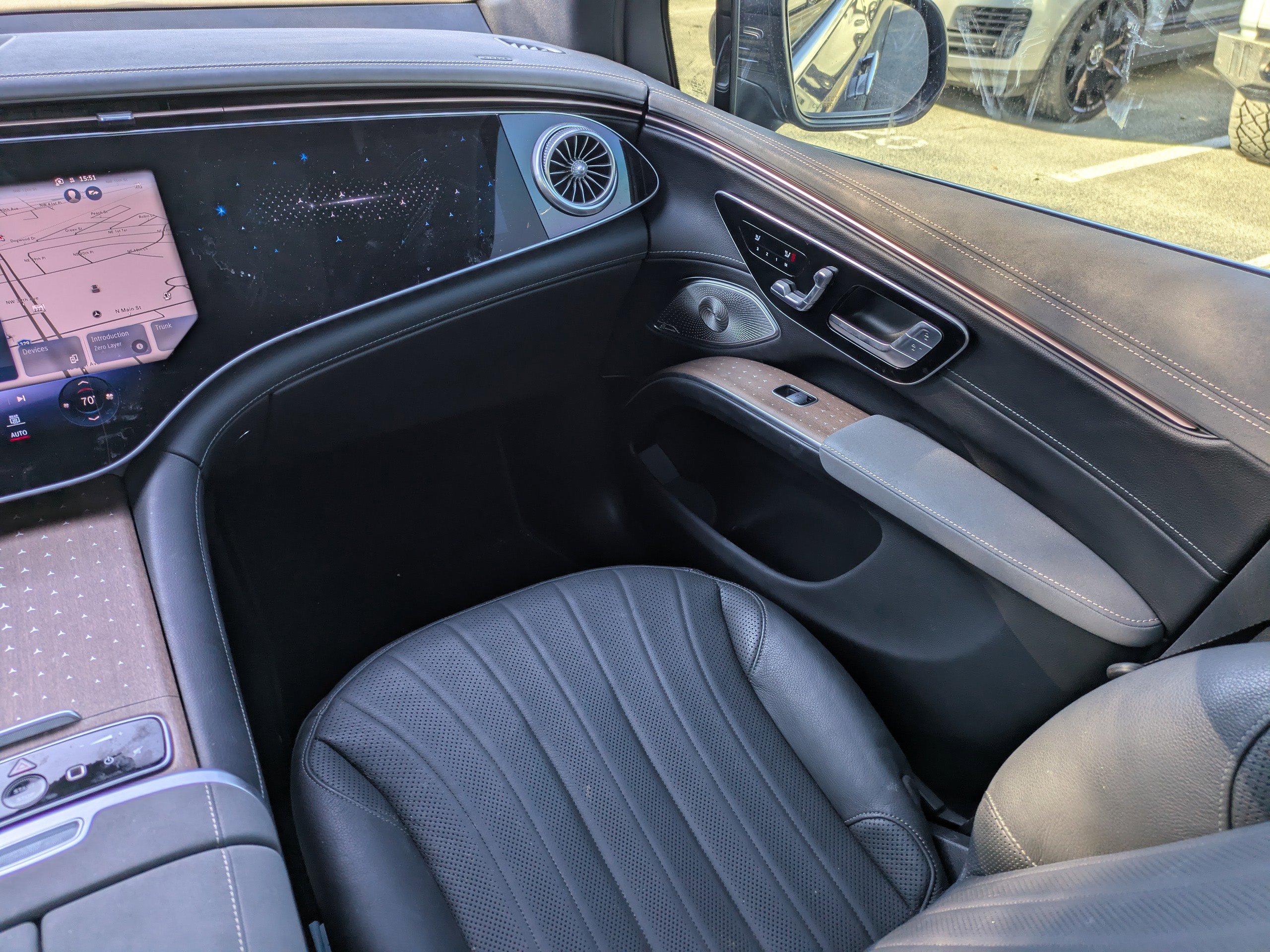 Certified 2023 Mercedes-Benz EQS 580 4MATIC SUV image 22