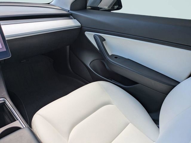 Used 2021 Tesla Model 3 Standard Range Plus RWD image 17