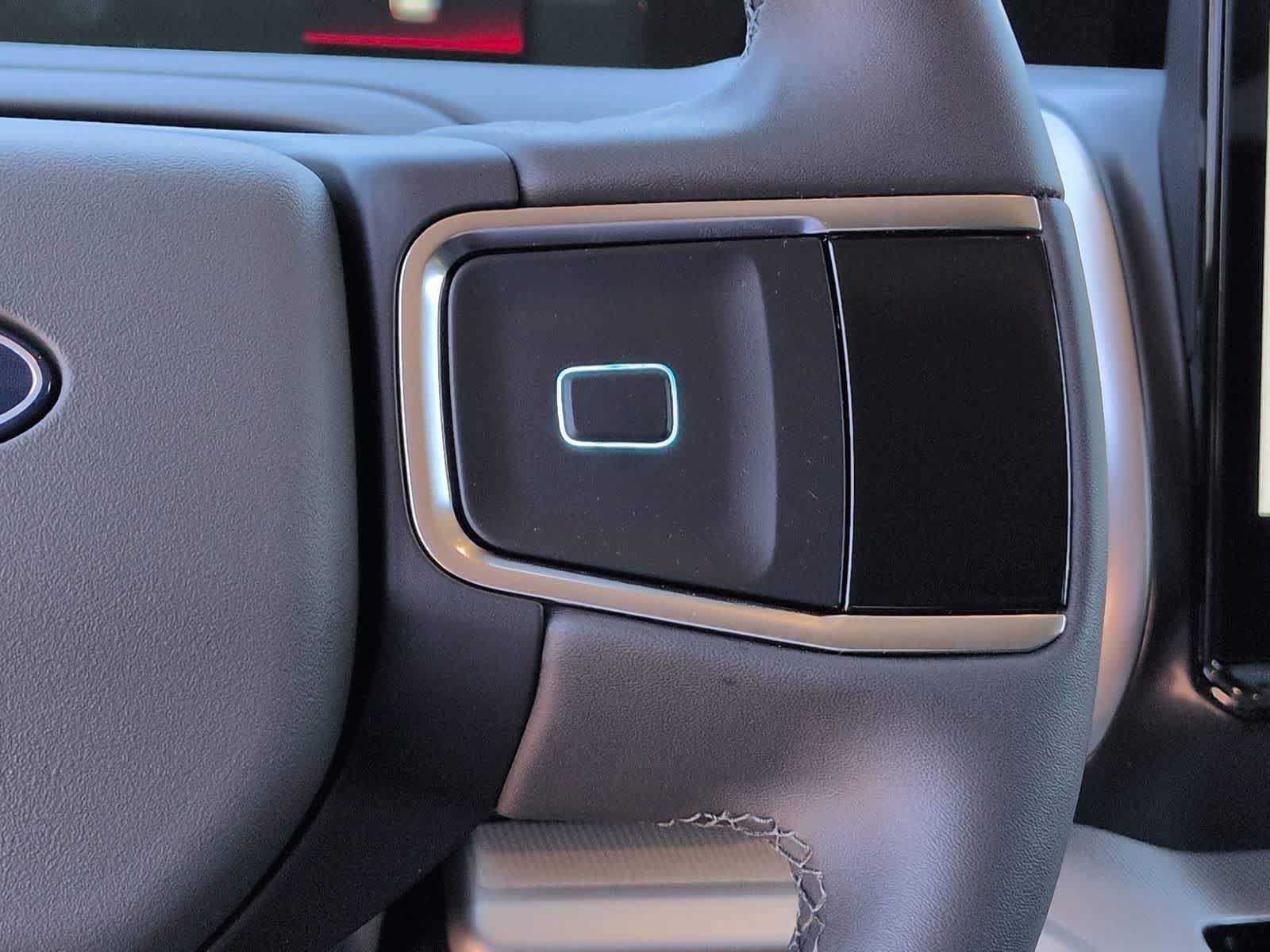 New 2026 Ford Expedition Active AWD/4WD image 23