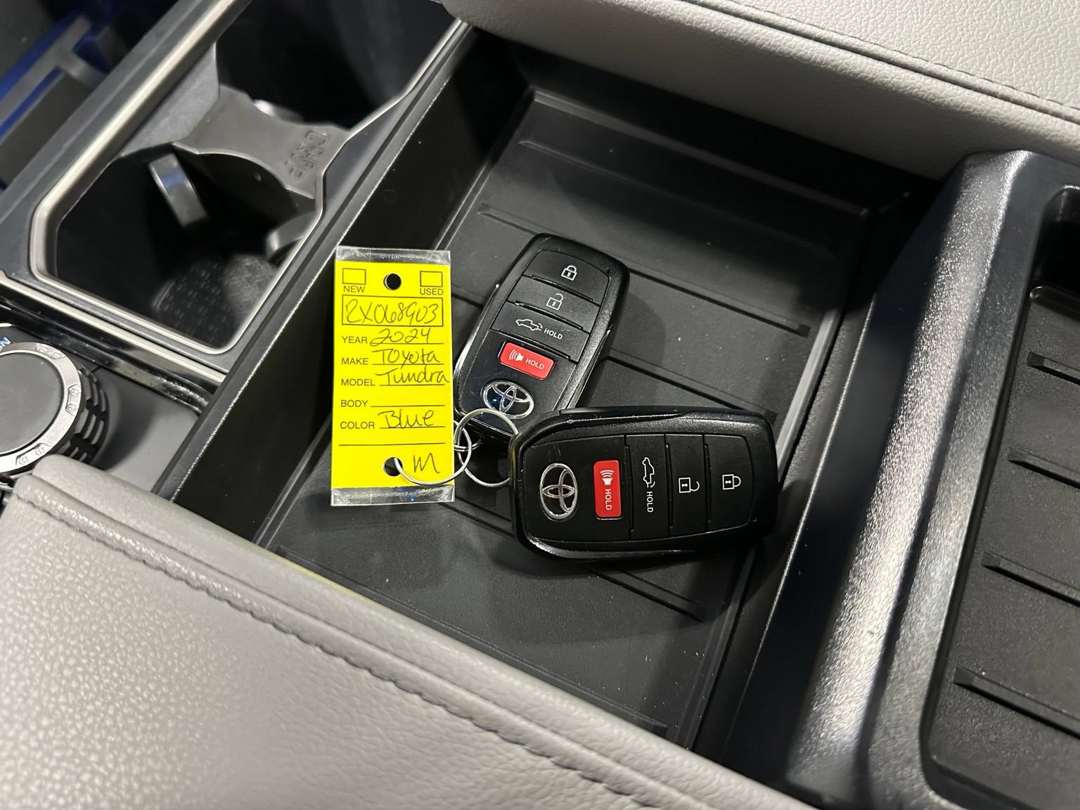 Used 2024 Toyota Tundra Limited AWD/4WD image 48