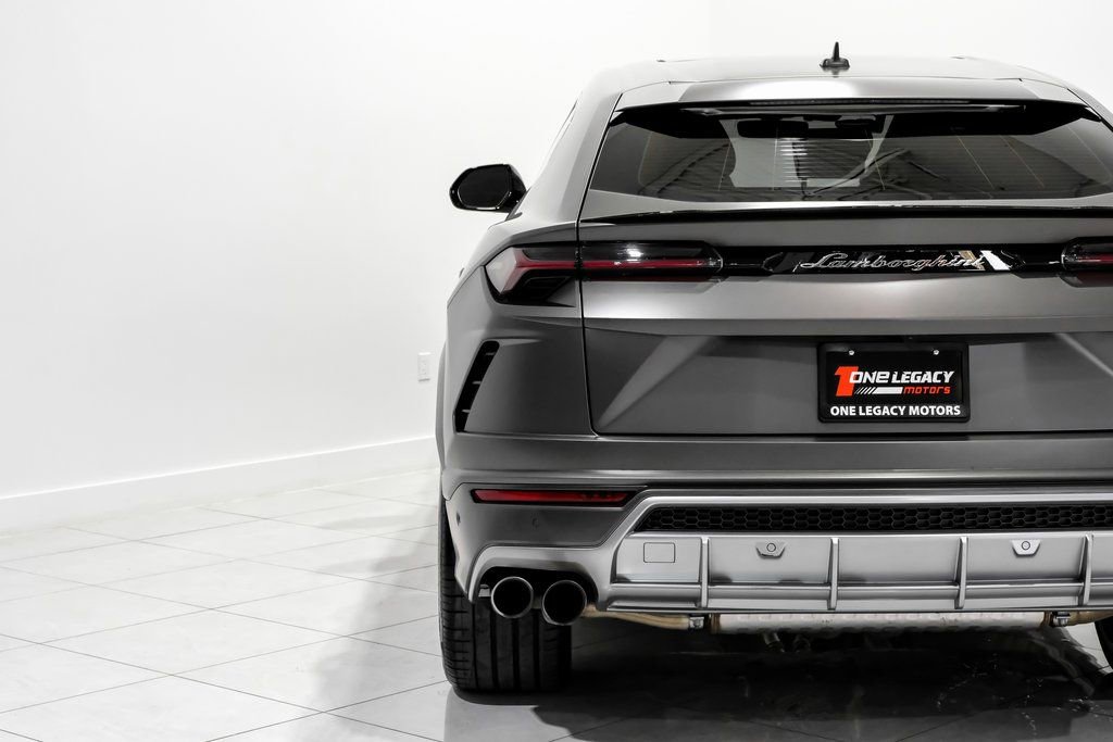 Used 2022 Lamborghini Urus image 45