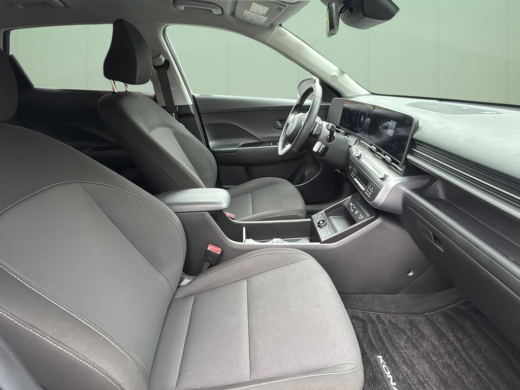 Certified 2024 Hyundai Kona SEL FWD image 36