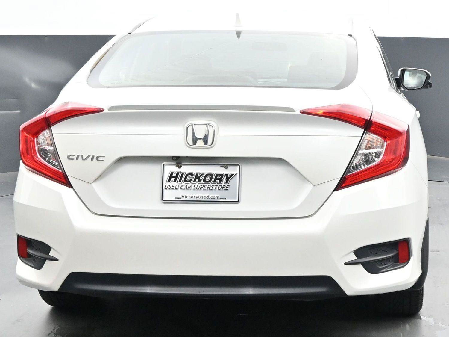 Used 2016 Honda Civic EX-T image 6