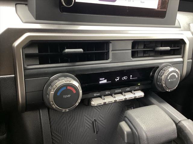 Certified 2025 Toyota 4Runner SR5 AWD/4WD image 16