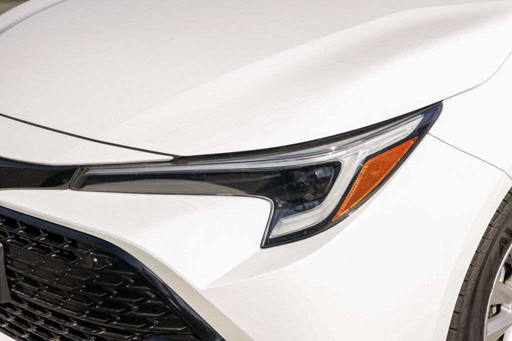 Used 2025 Toyota Corolla SE FWD image 11