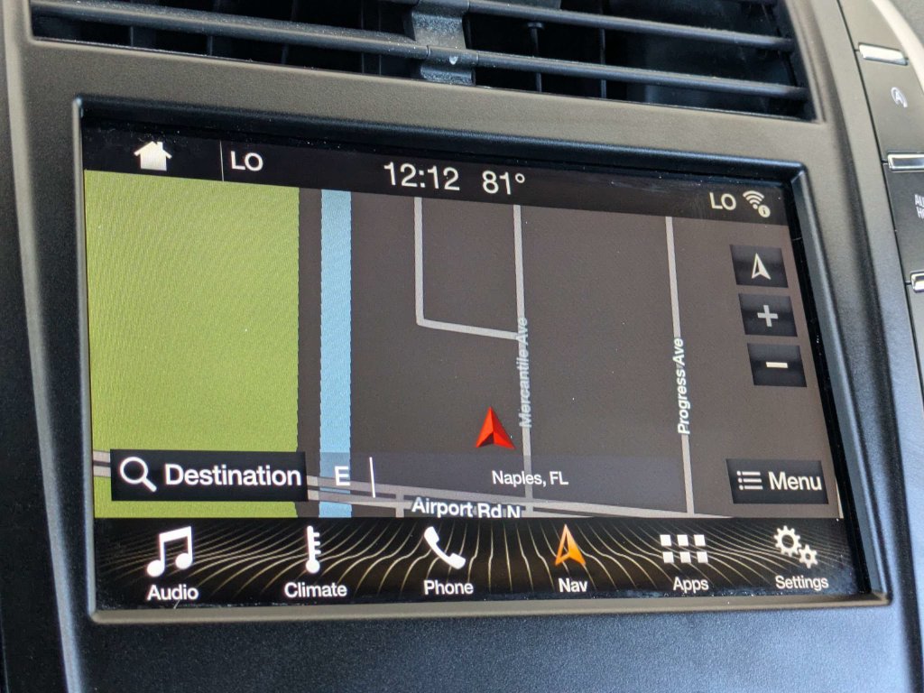 Used 2018 Lincoln MKC Select w/ Select Plus Package FWD image 23