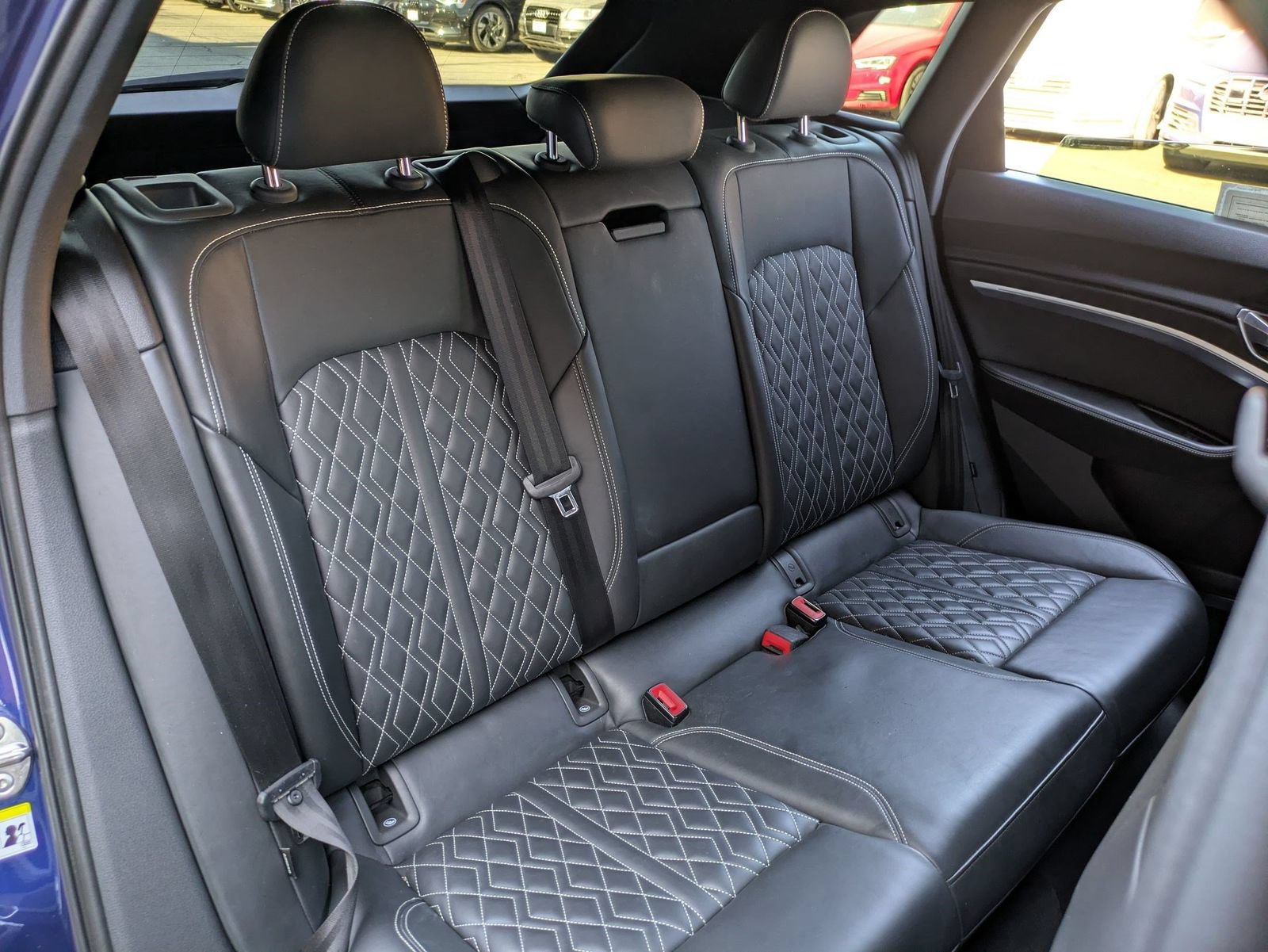 Used 2022 Audi e-tron S Premium Plus AWD/4WD image 28