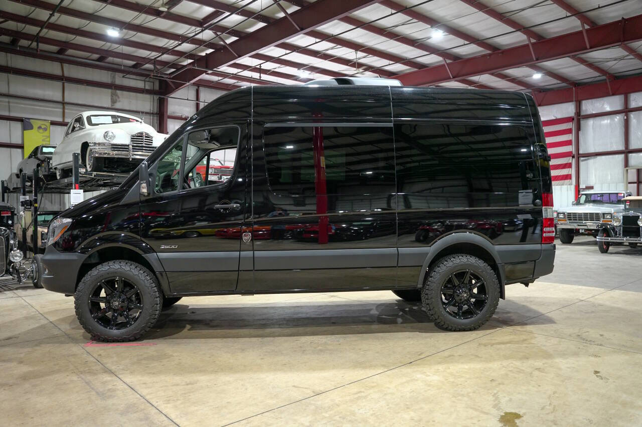 Used 2016 Freightliner Sprinter 2500 image 4