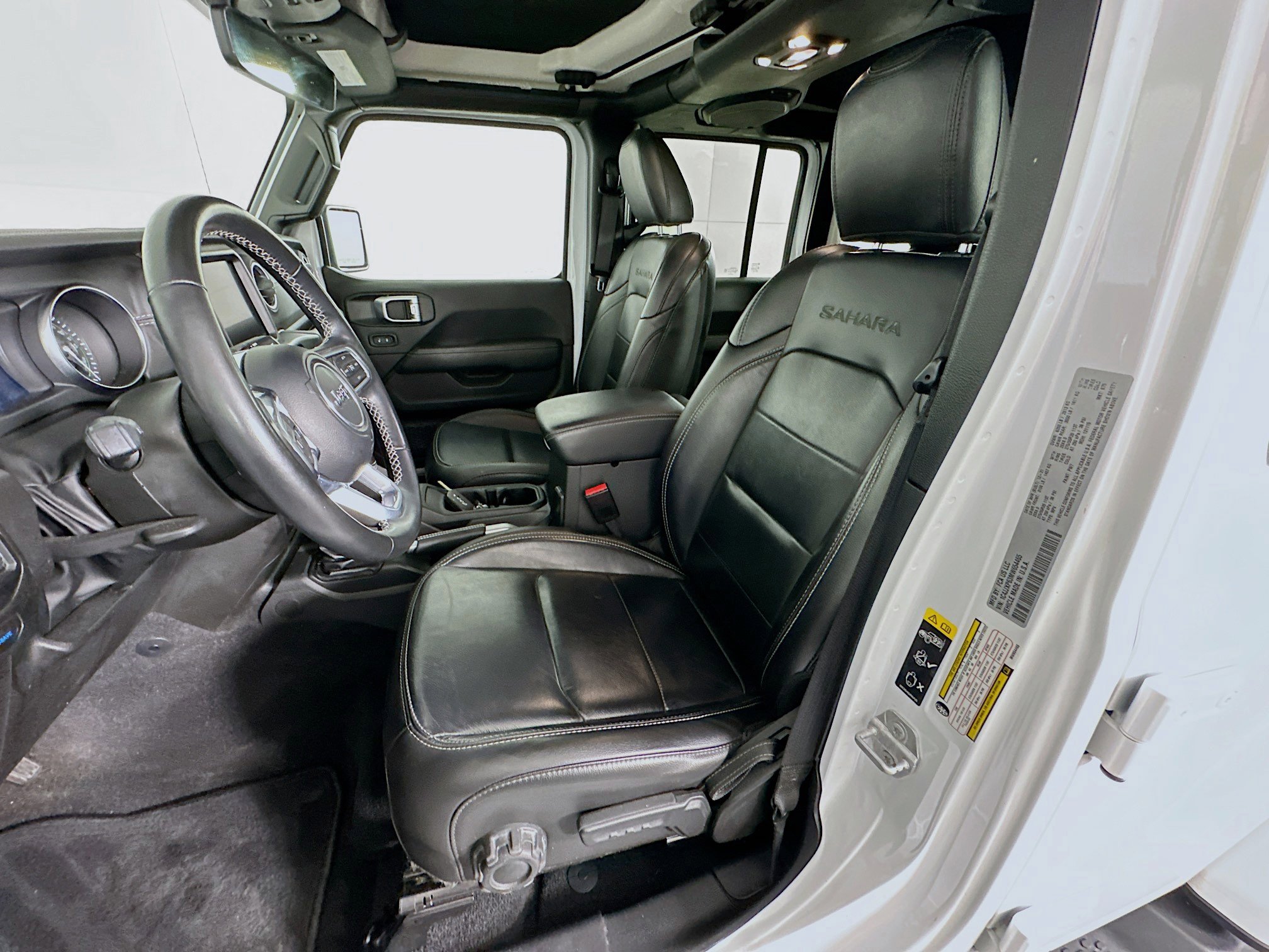 Used 2021 Jeep Wrangler Sahara w/ Safety Group image 13