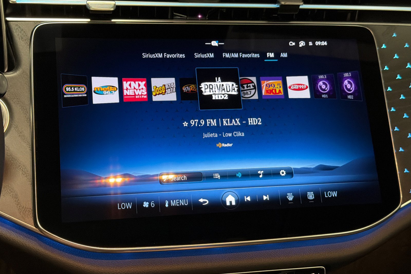 New 2027 Mercedes-Benz E 450 4MATIC Sedan image 16