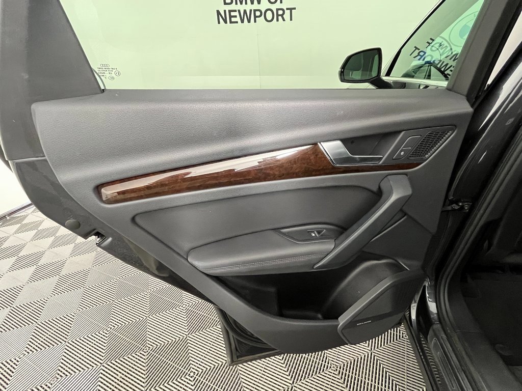 Used 2019 Audi Q5 2.0T Premium Plus w/ Premium Plus Package image 27