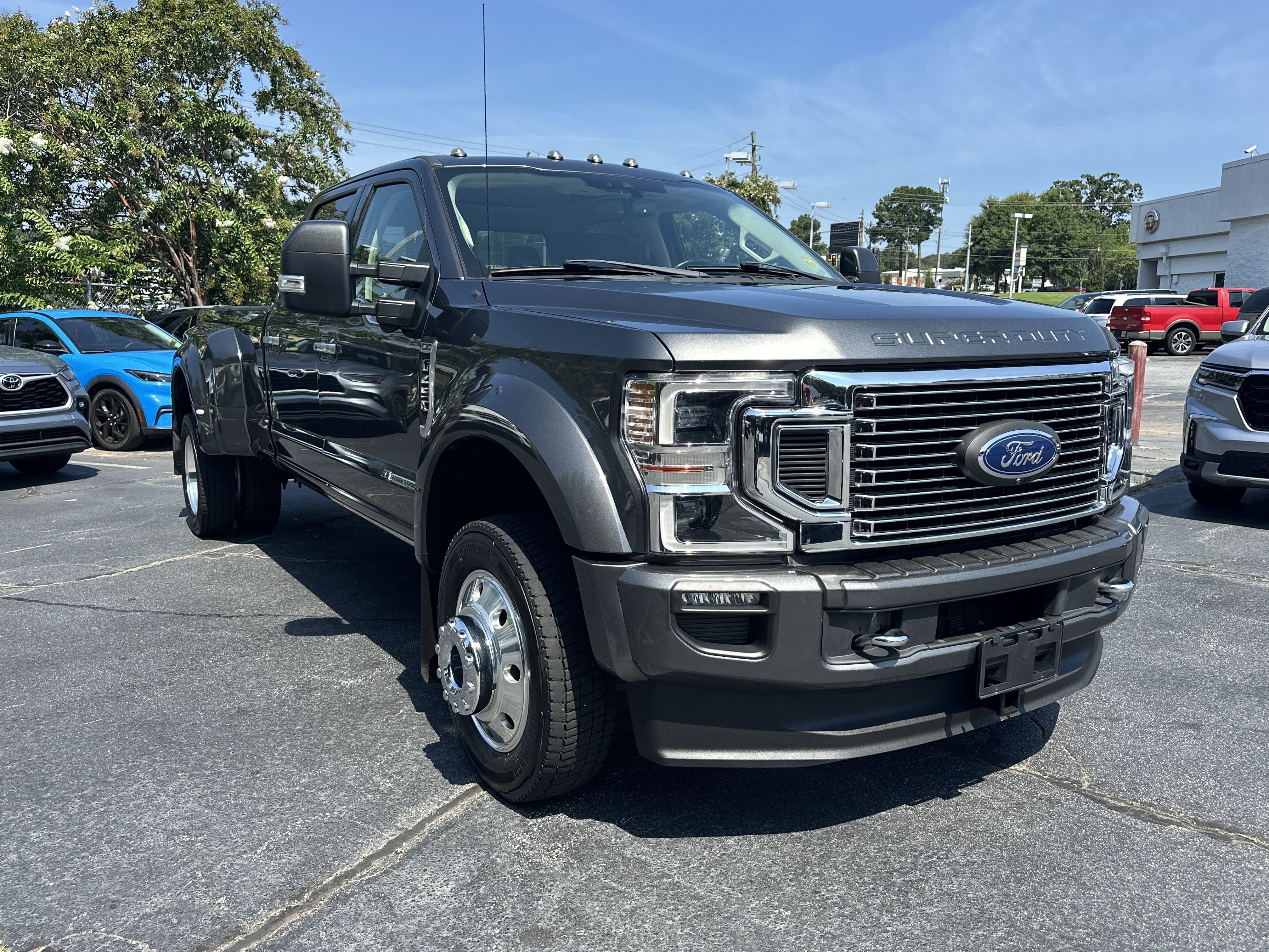 Used 2020 Ford F450 Limited w/ FX4 Off-Road Package AWD/4WD image 2