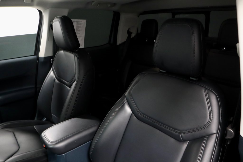 Certified 2024 Ford Maverick Lariat w/ Black Appearance Package image 29