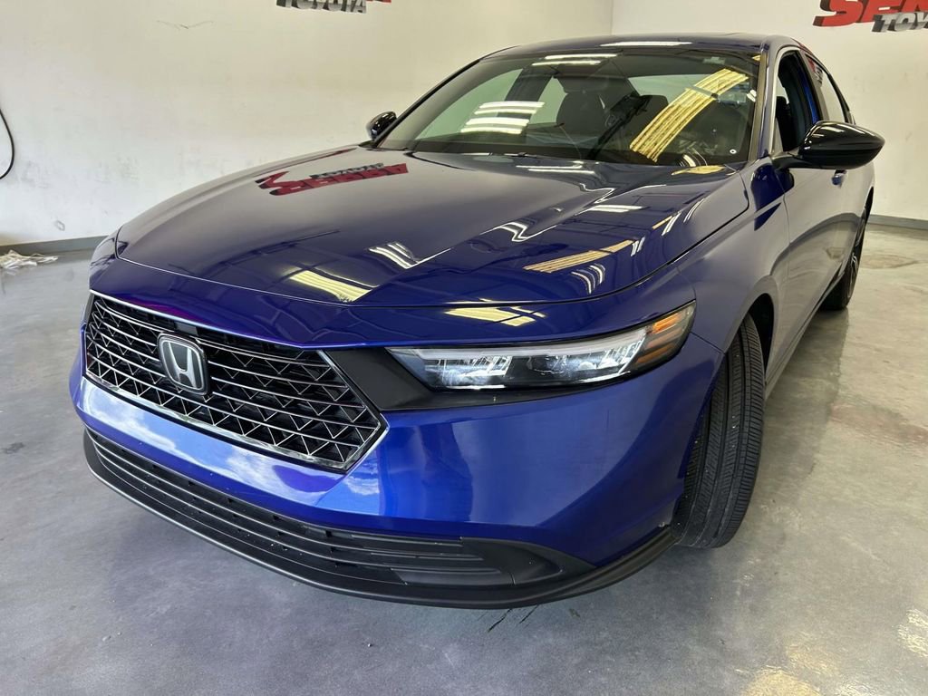 Used 2024 Honda Accord Sport image 7