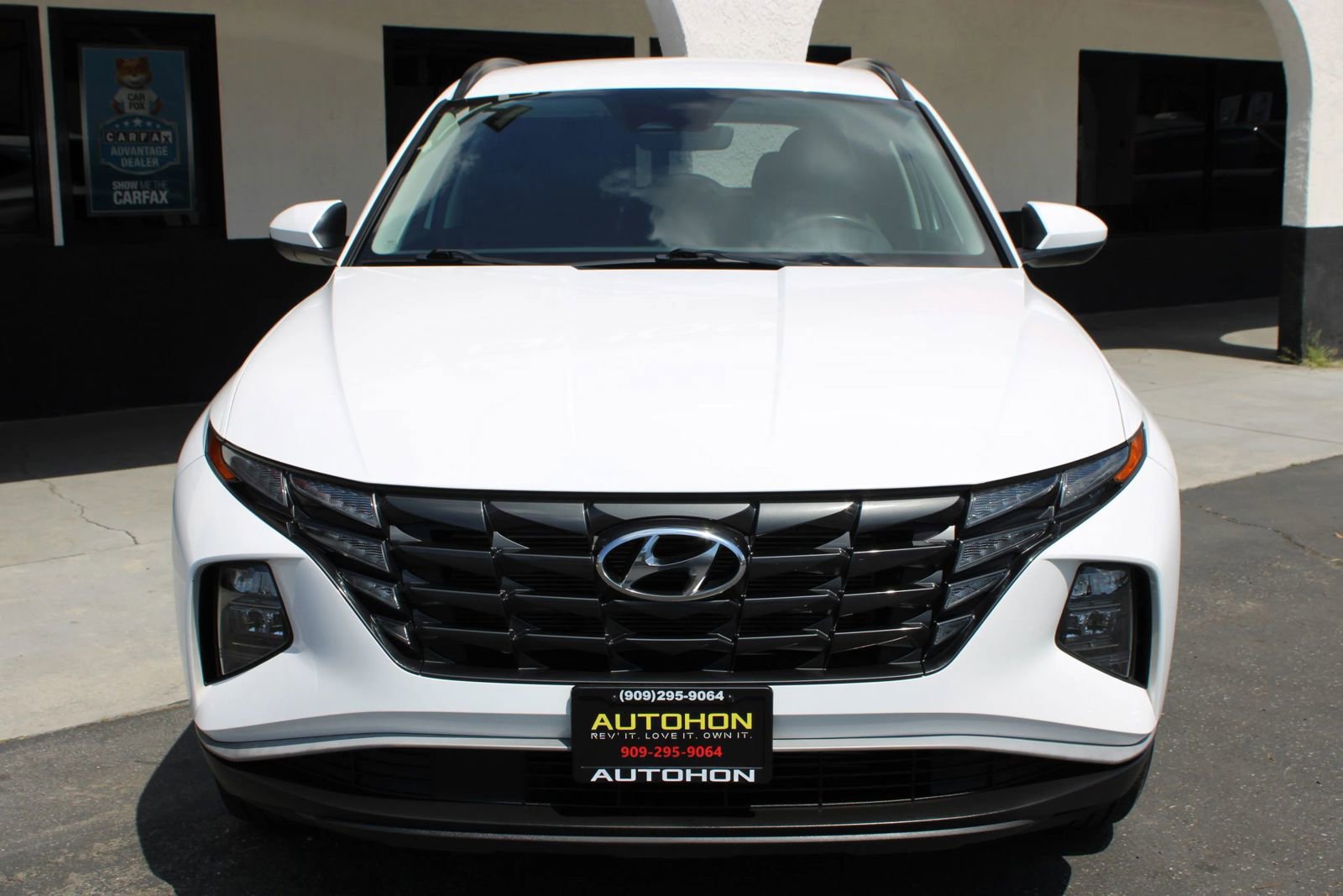 Used 2024 Hyundai Tucson SEL image 2