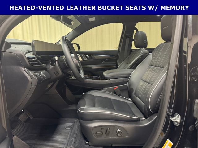 Used 2025 Buick Enclave Avenir w/ Super Cruise Package image 15