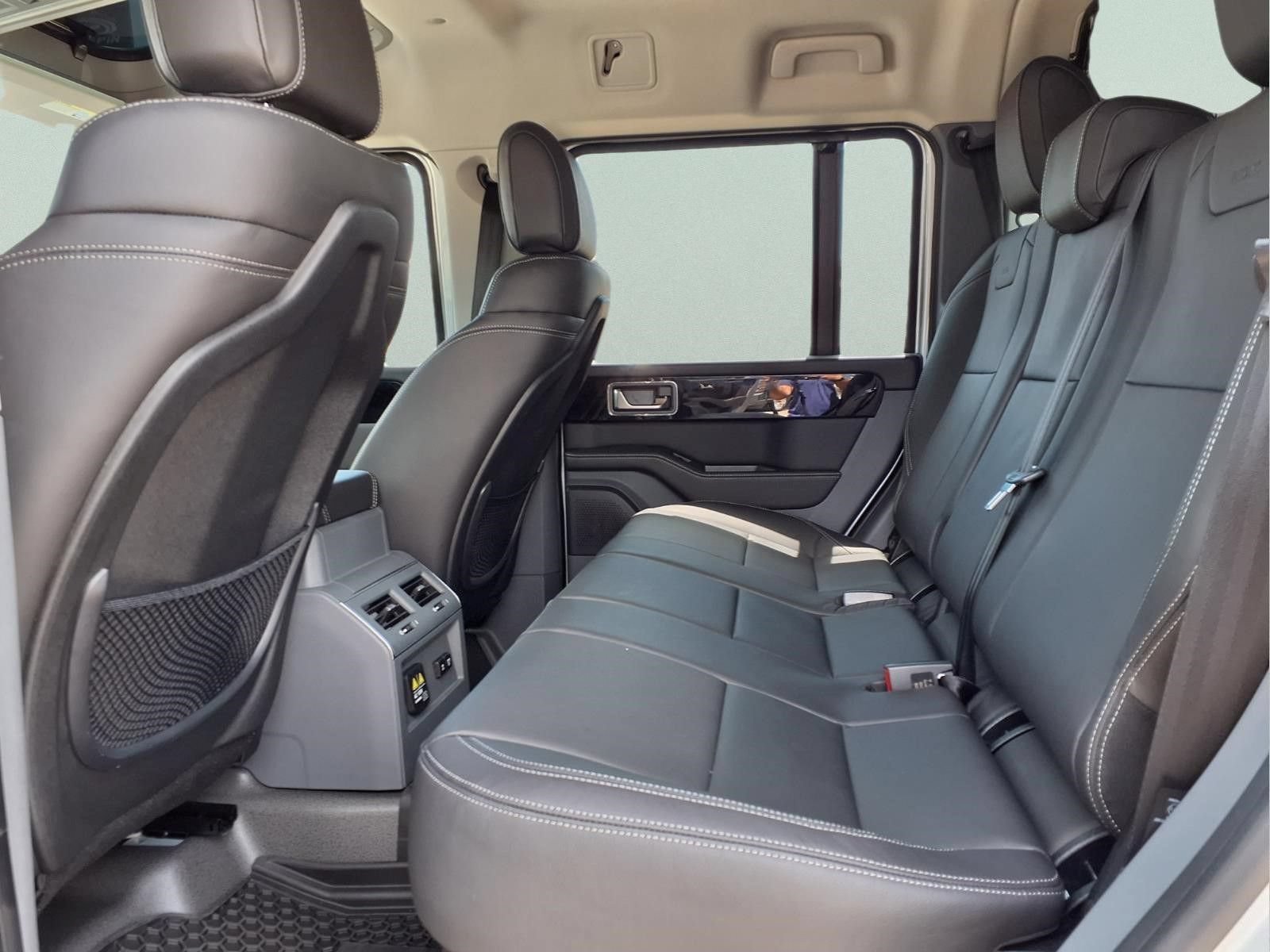 New 2026 INEOS Grenadier Station Wagon AWD/4WD image 10