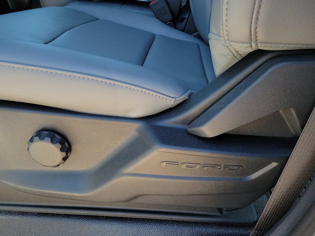New 2026 Ford F250 XL w/ XL Off-Road Package AWD/4WD image 20