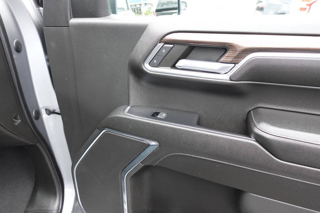 Used 2023 Chevrolet Silverado 1500 LT AWD/4WD image 34