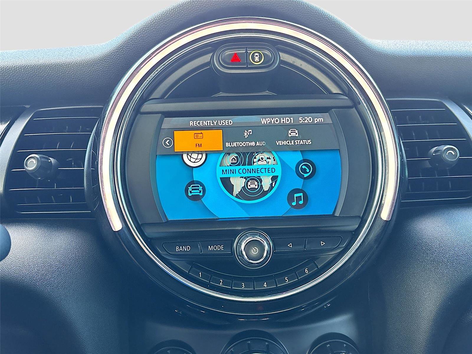 Used 2019 MINI Cooper S image 14