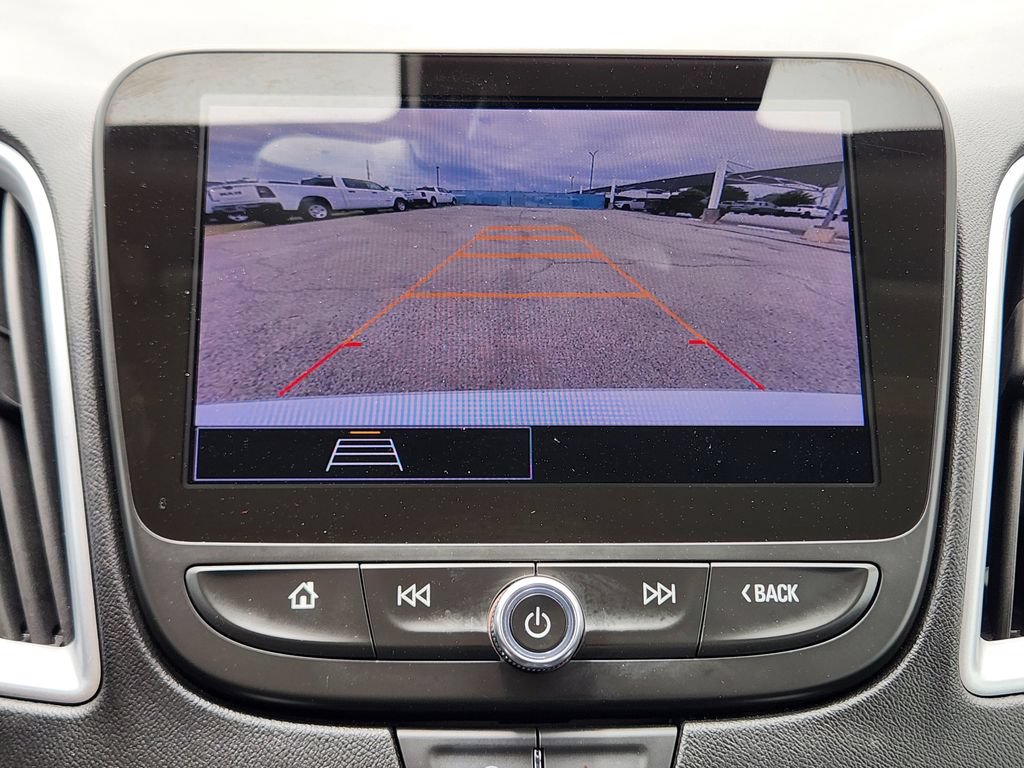 Used 2024 Chevrolet Malibu LT FWD image 17