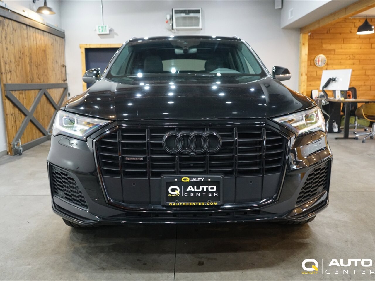 Used 2022 Audi Q7 image 2