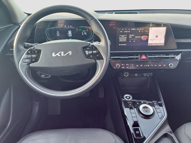 Used 2024 Kia Niro EX image 15
