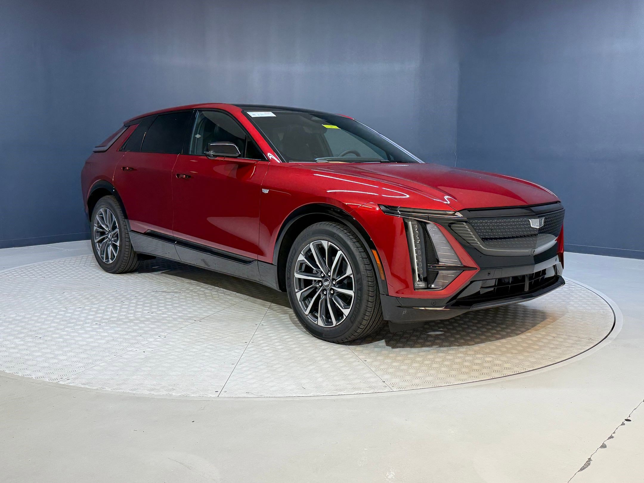 New 2025 Cadillac Lyriq Sport image 7