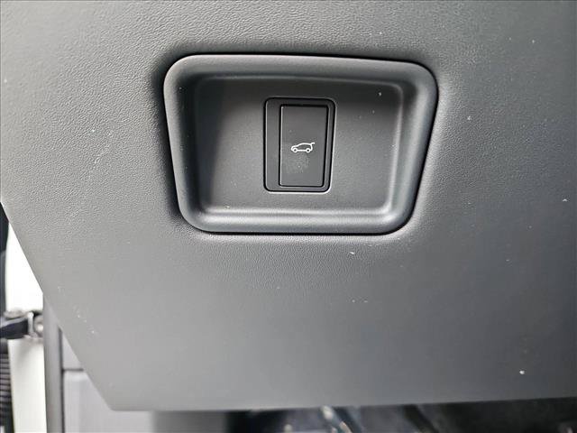 New 2025 Land Rover Range Rover SV AWD/4WD image 24