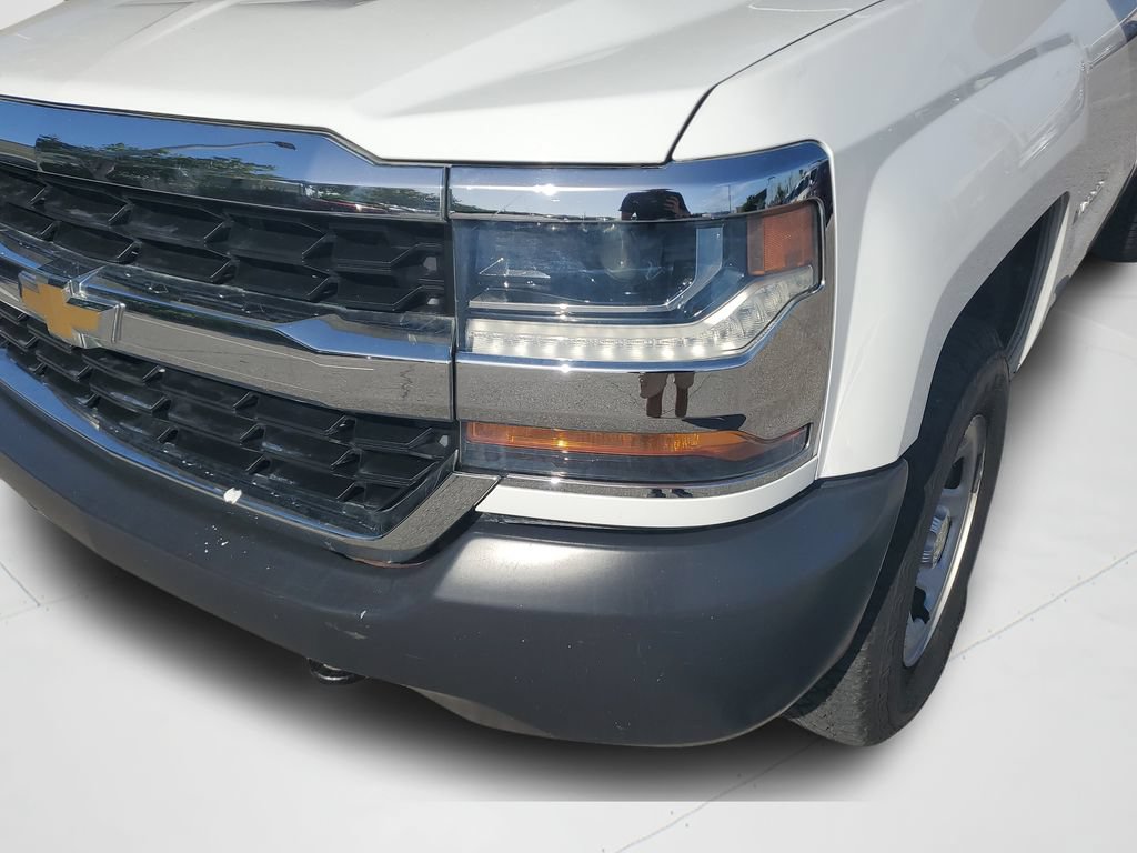Used 2018 Chevrolet Silverado 1500 W/T w/ WT Fleet Convenience Package AWD/4WD image 22