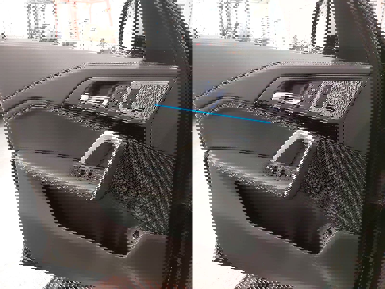 Used 2023 BMW X1 xDrive28i w/ Premium Package image 29