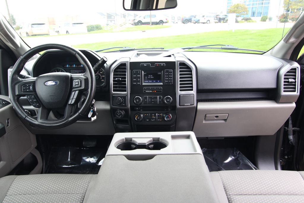 Used 2016 Ford F150 XLT w/ Equipment Group 301A Mid AWD/4WD image 38