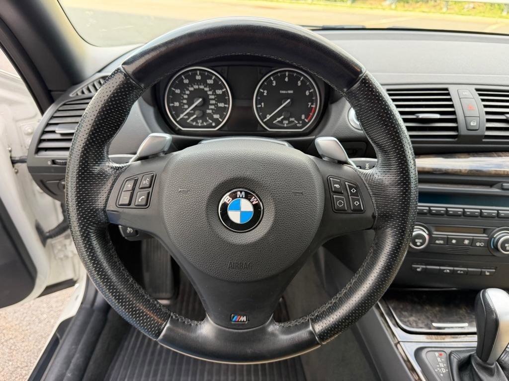 Used 2009 BMW 135i Convertible RWD image 25