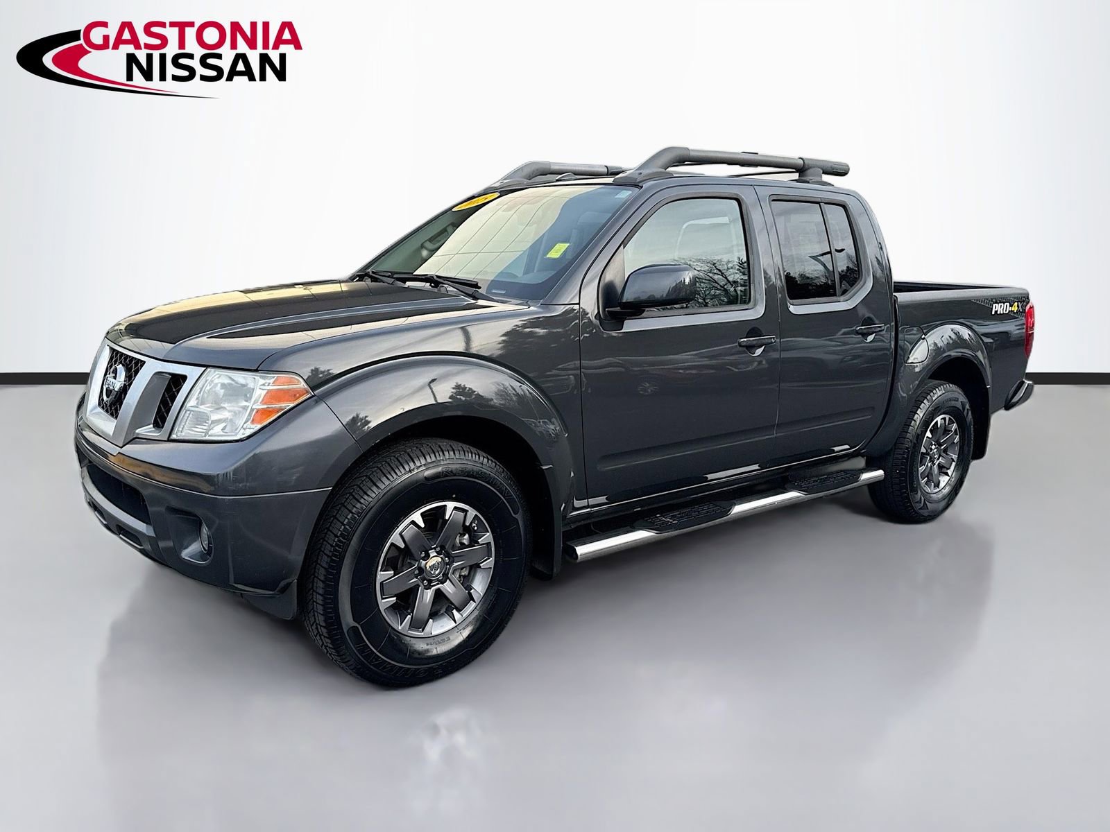 Used 2015 Nissan Frontier PRO-4X w/ Pro-4x Luxury Package image 3