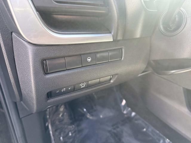 Used 2023 Nissan Rogue SV image 22