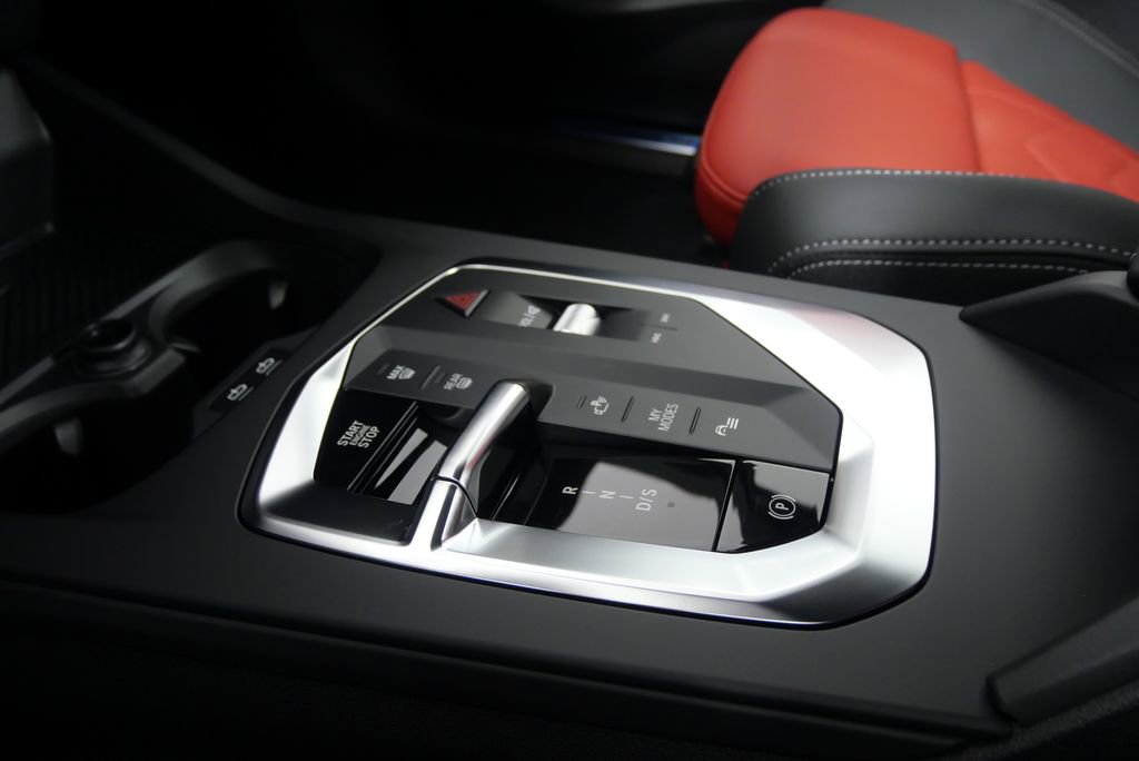 Used 2025 BMW M235i xDrive w/ Premium Package image 27