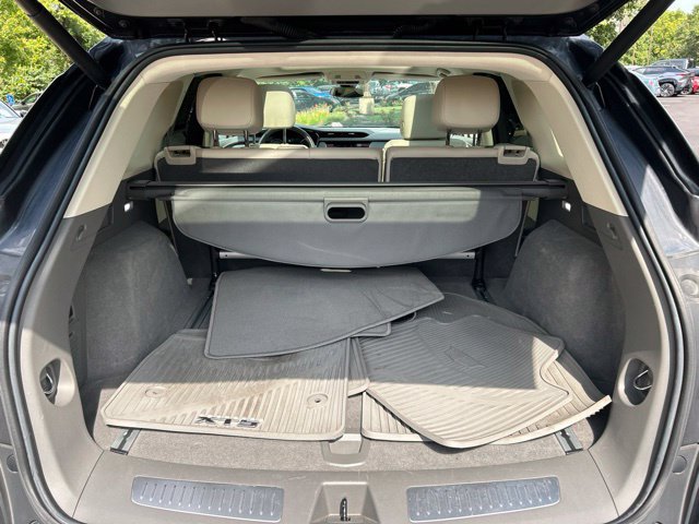 Used 2022 Cadillac XT5 Premium Luxury AWD/4WD image 10