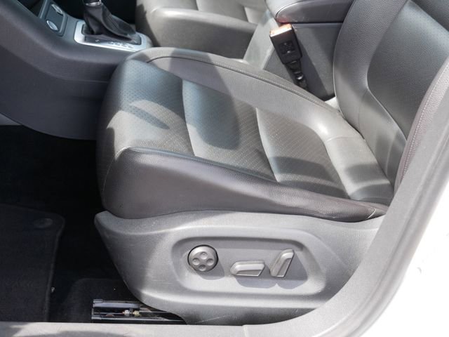 Used 2017 Volkswagen Tiguan Wolfsburg Edition image 14