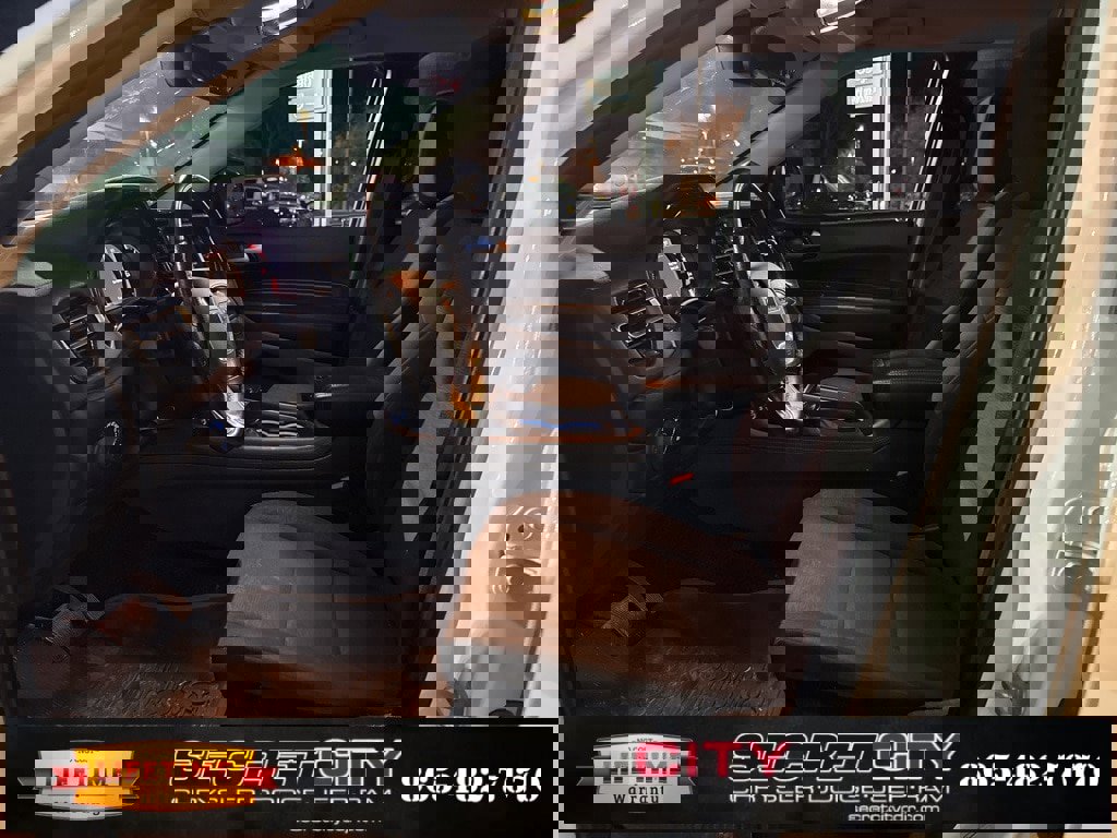 Used 2022 Dodge Durango SXT w/ Anodized Platinum Package image 24