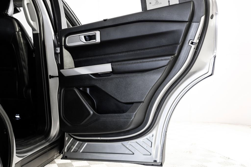 Used 2024 Ford Explorer Limited image 50