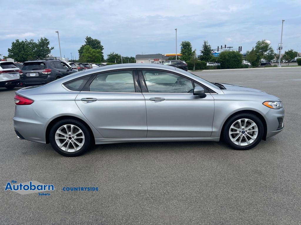 Used 2020 Ford Fusion SE FWD image 6