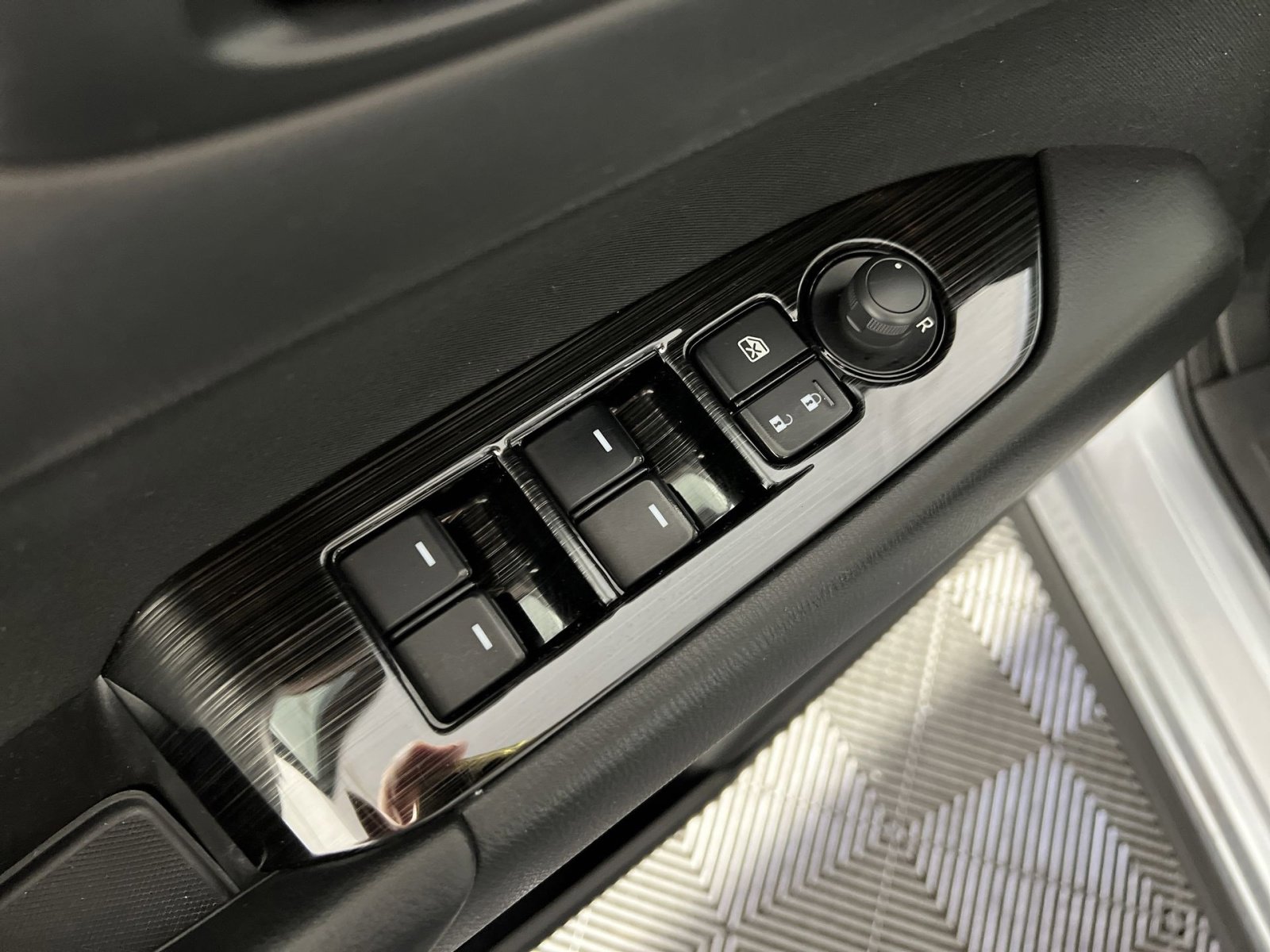 Used 2019 MAZDA CX-5 Sport image 15