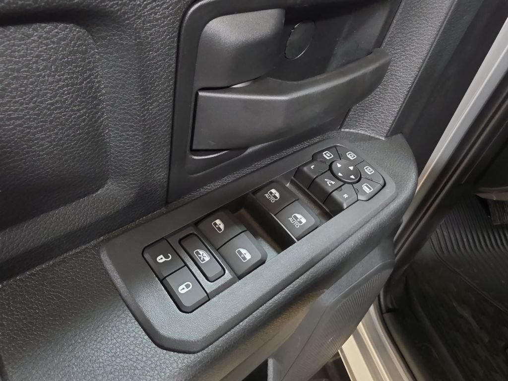 New 2026 RAM 2500 Tradesman AWD/4WD image 14